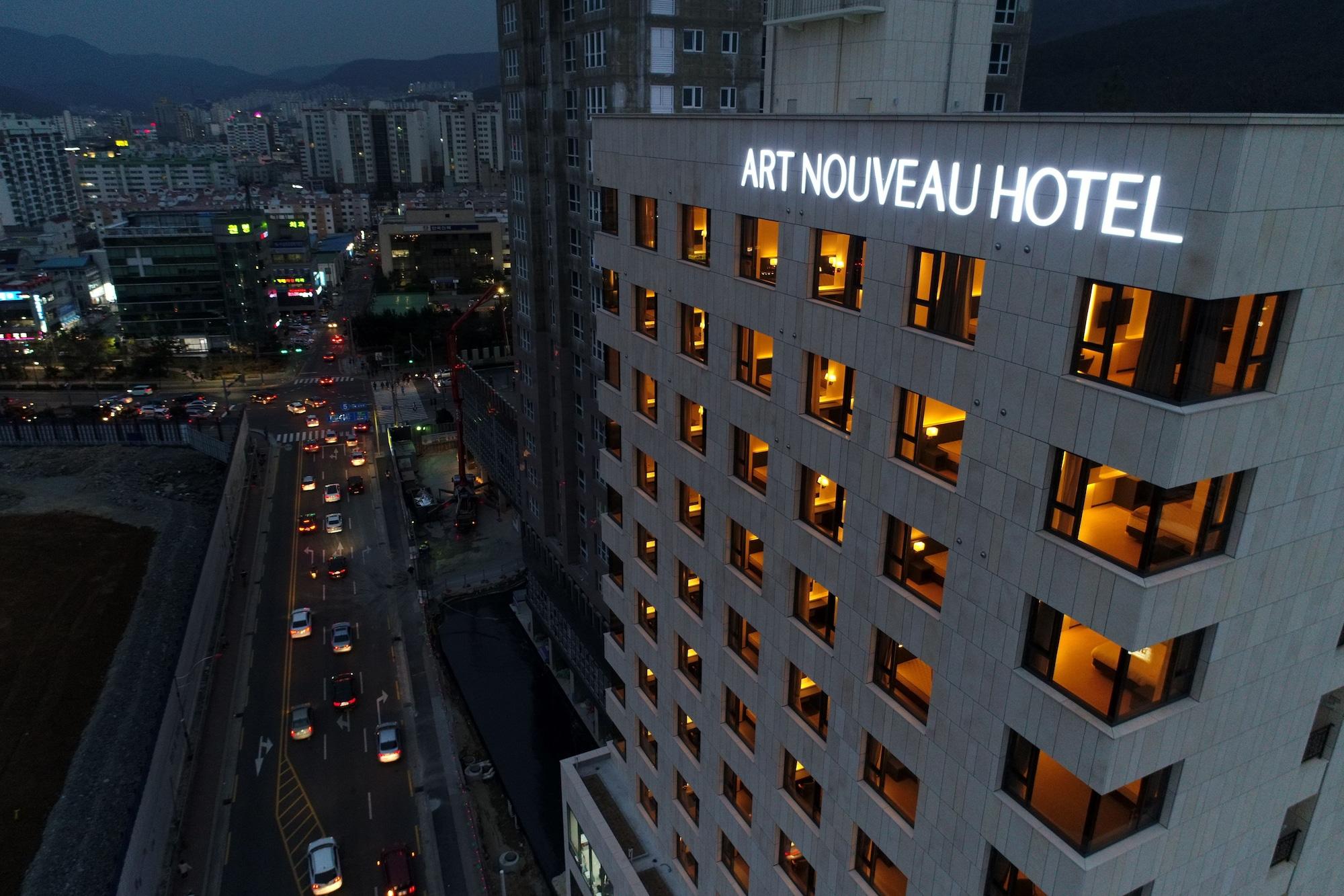 Geoje Artnouveau Suite Hotel Exterior foto