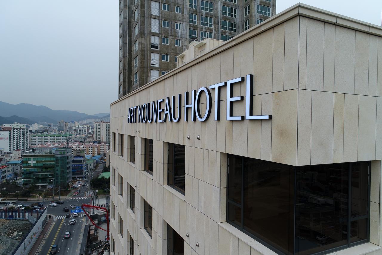 Geoje Artnouveau Suite Hotel Exterior foto